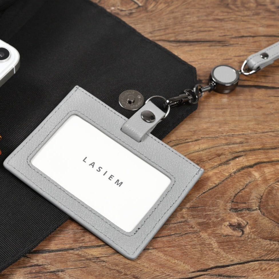 メンズ 本革リールストラップ付きIDカードホルダー