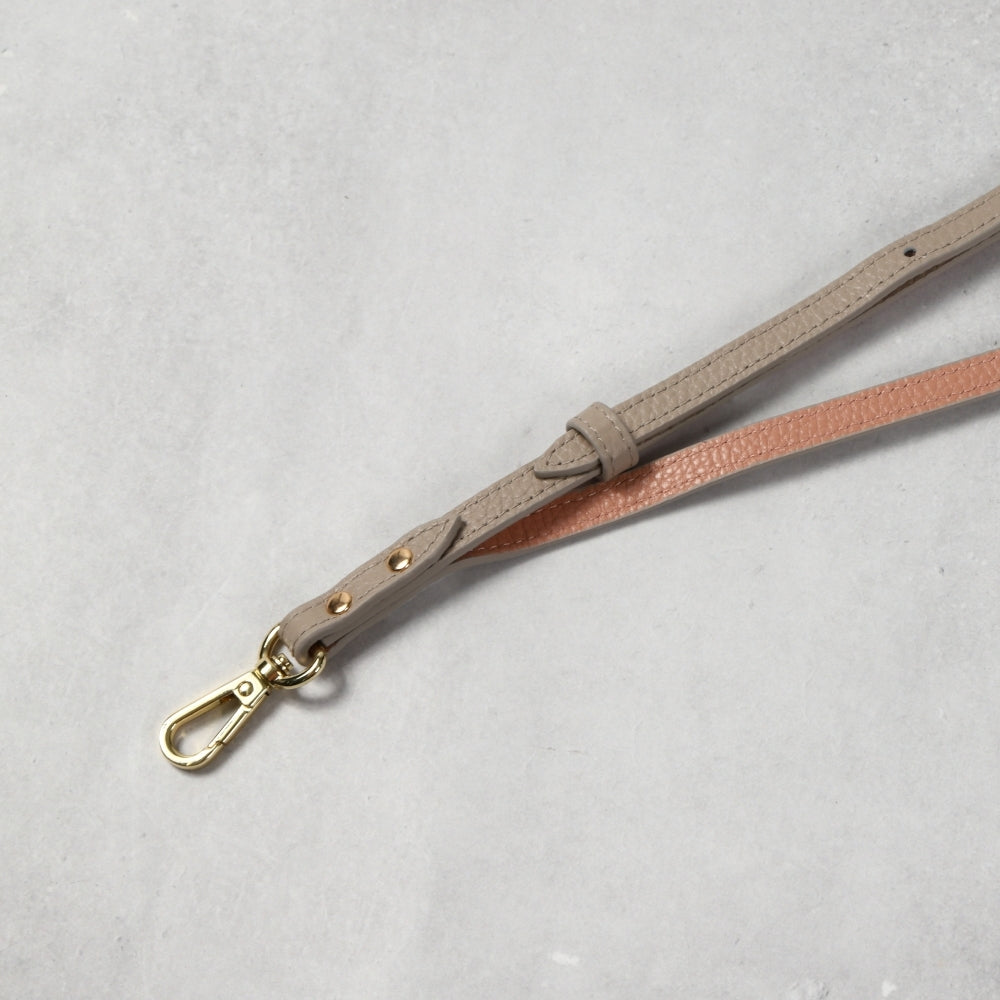 本革バイカラースマホストラップ