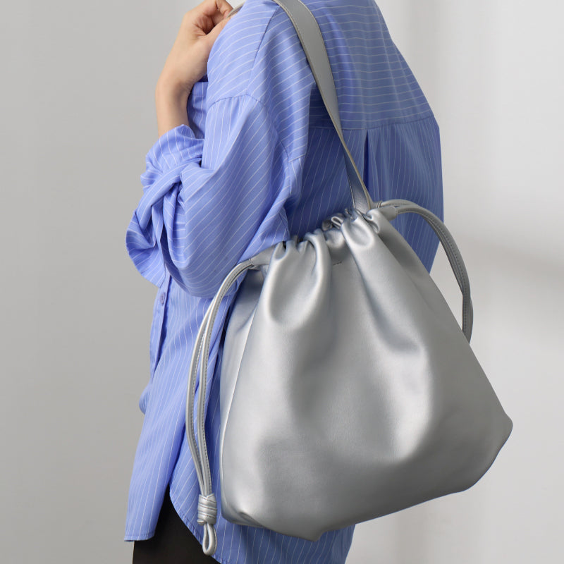 トートバッグ レディース A4 本革 巾着バッグ