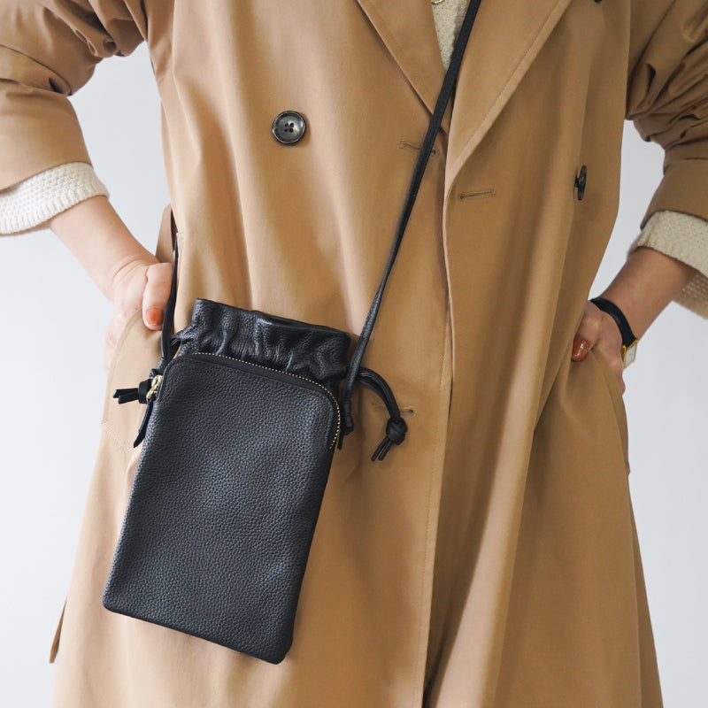 本革巾着スマホポシェット