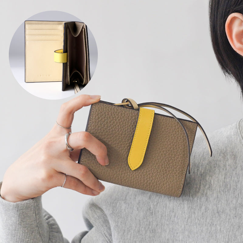 ストラップ2種付 ベルト付き二つ折り財布