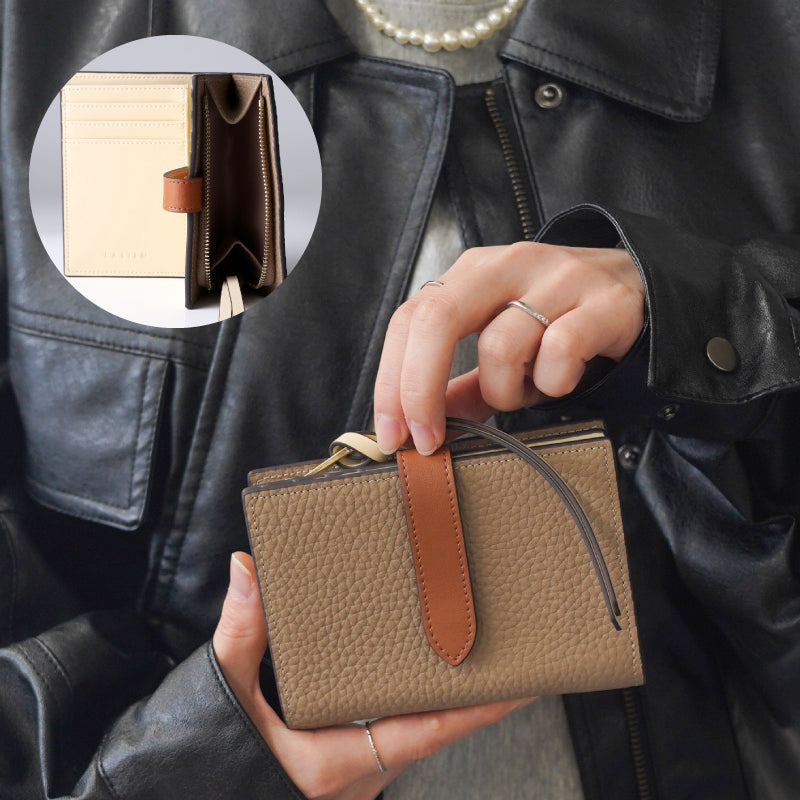 ストラップ2種付 ベルト付き二つ折り財布