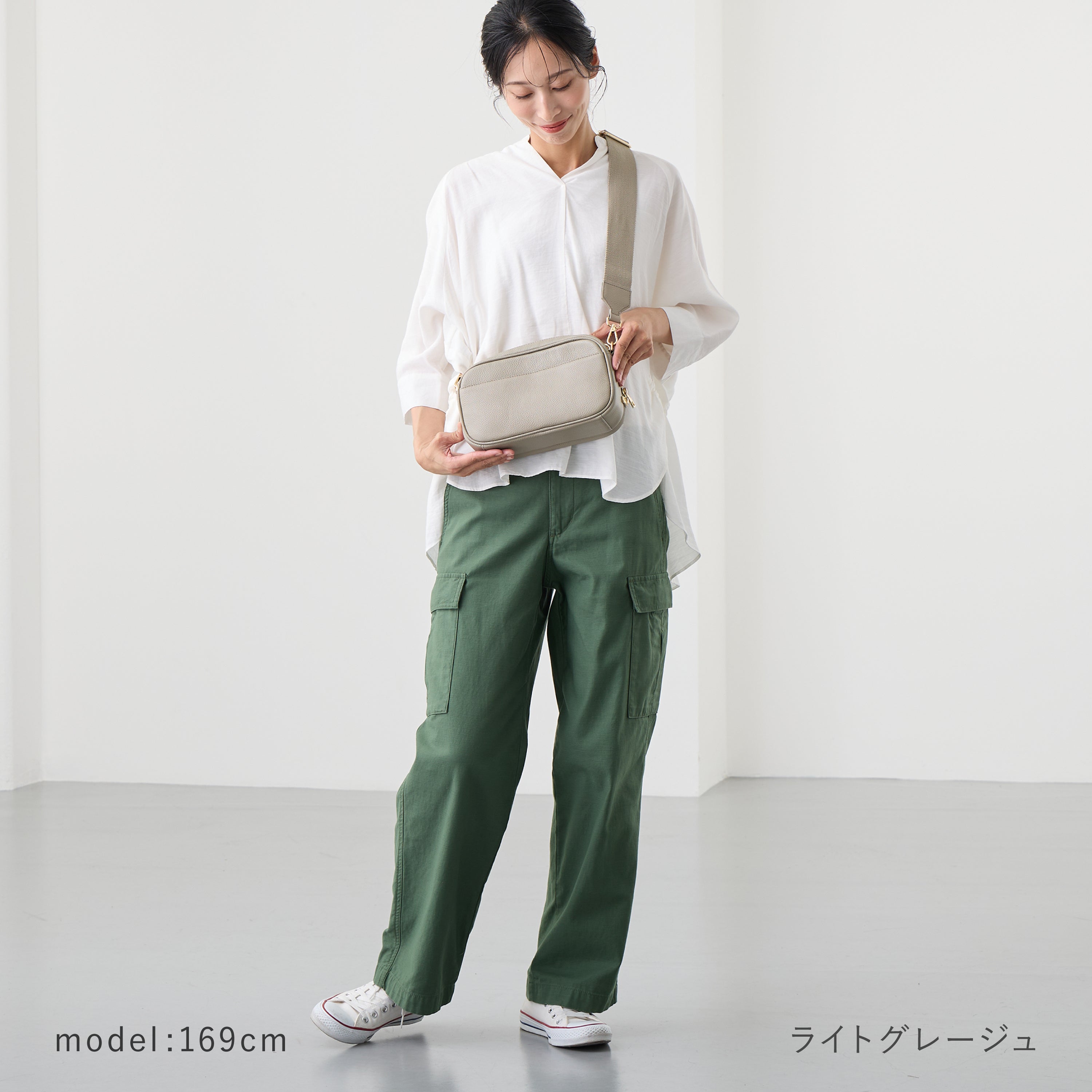 本革 お財布機能付きショルダーバッグ 　ショルダーベルト２本付き