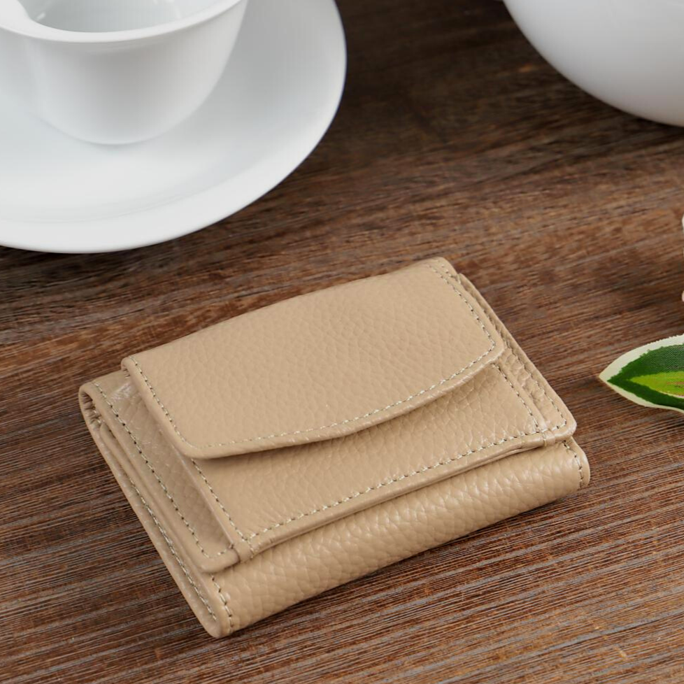 本革三つ折り超ミニ財布（選べる２タイプ）