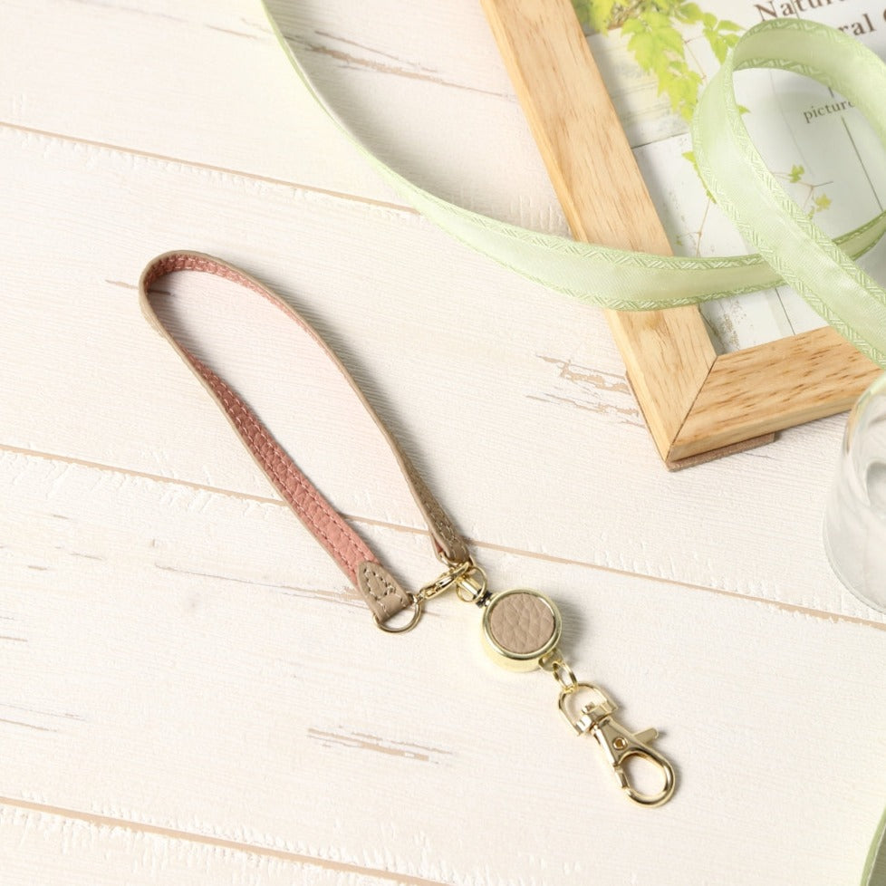 本革バイカラーリール付きストラップ