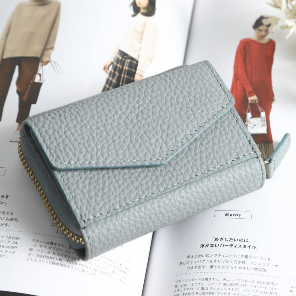 本革小銭入れ付きお札の折れないカードケース