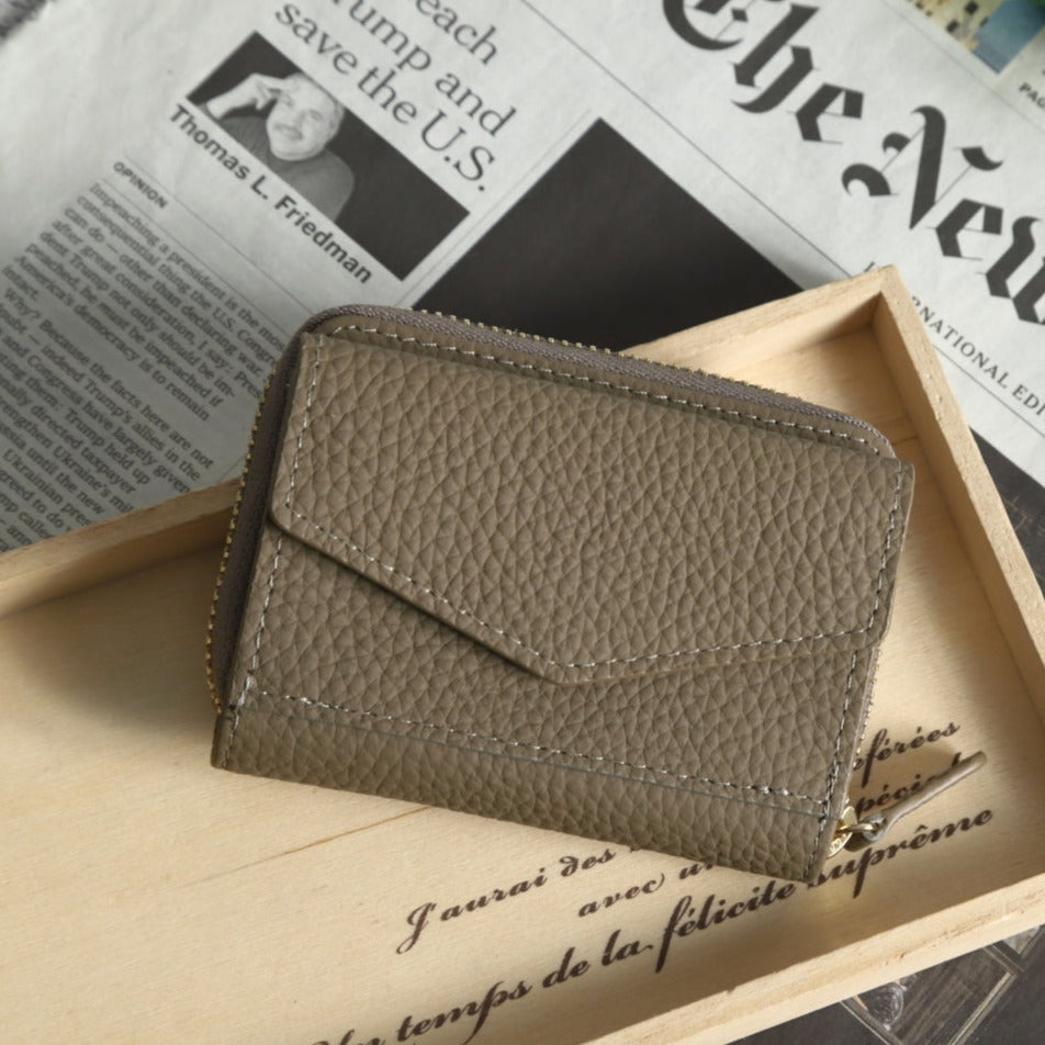 本革小銭入れ付きお札の折れないカードケース