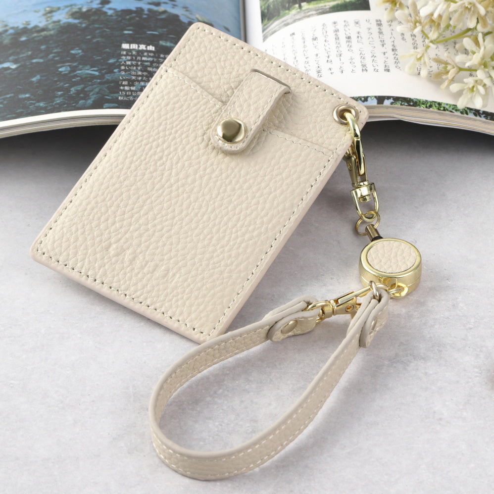 本革リールストラップ付きパスケース